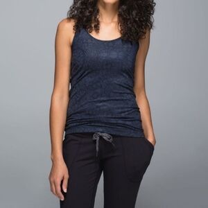 Lululemon Womens Cool Racerback Tank in Prisma Inkwell Black-Size 2